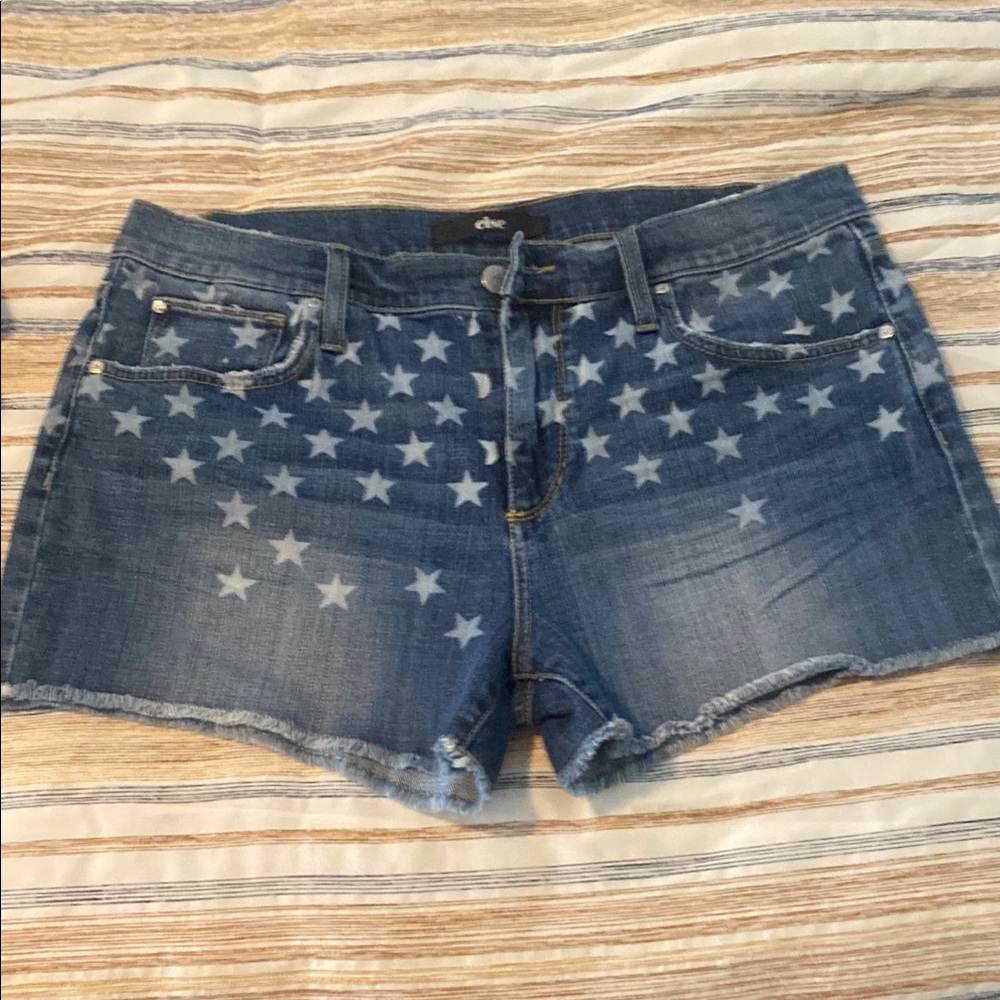 Denim Shorts -Star detail